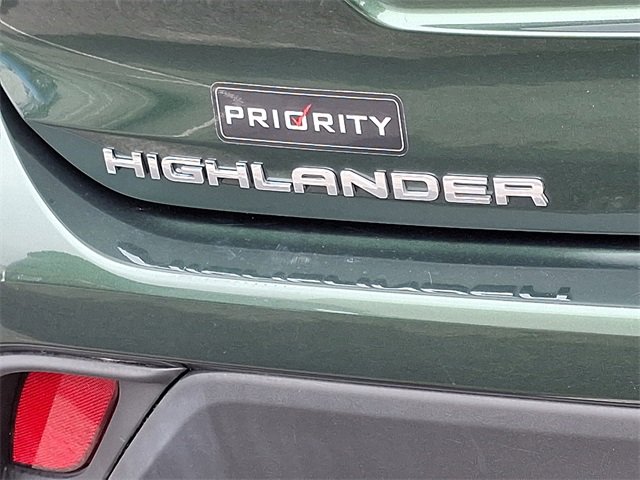 Certified 2023 Toyota Highlander LE image 33