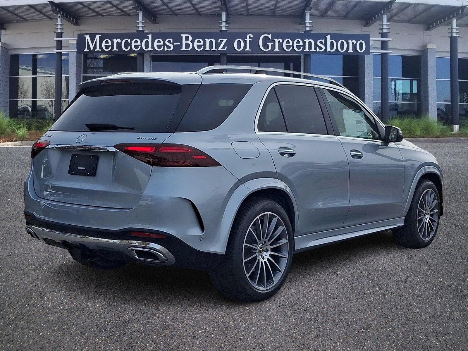 New 2026 Mercedes-Benz GLE 350 4MATIC image 3