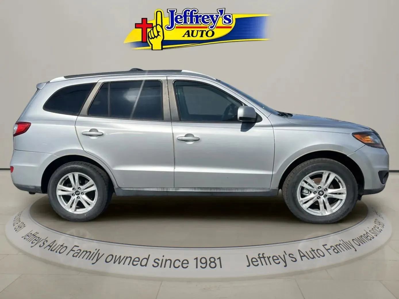Used 2011 Hyundai Santa Fe SE w/ Premium Pkg 3 image 6