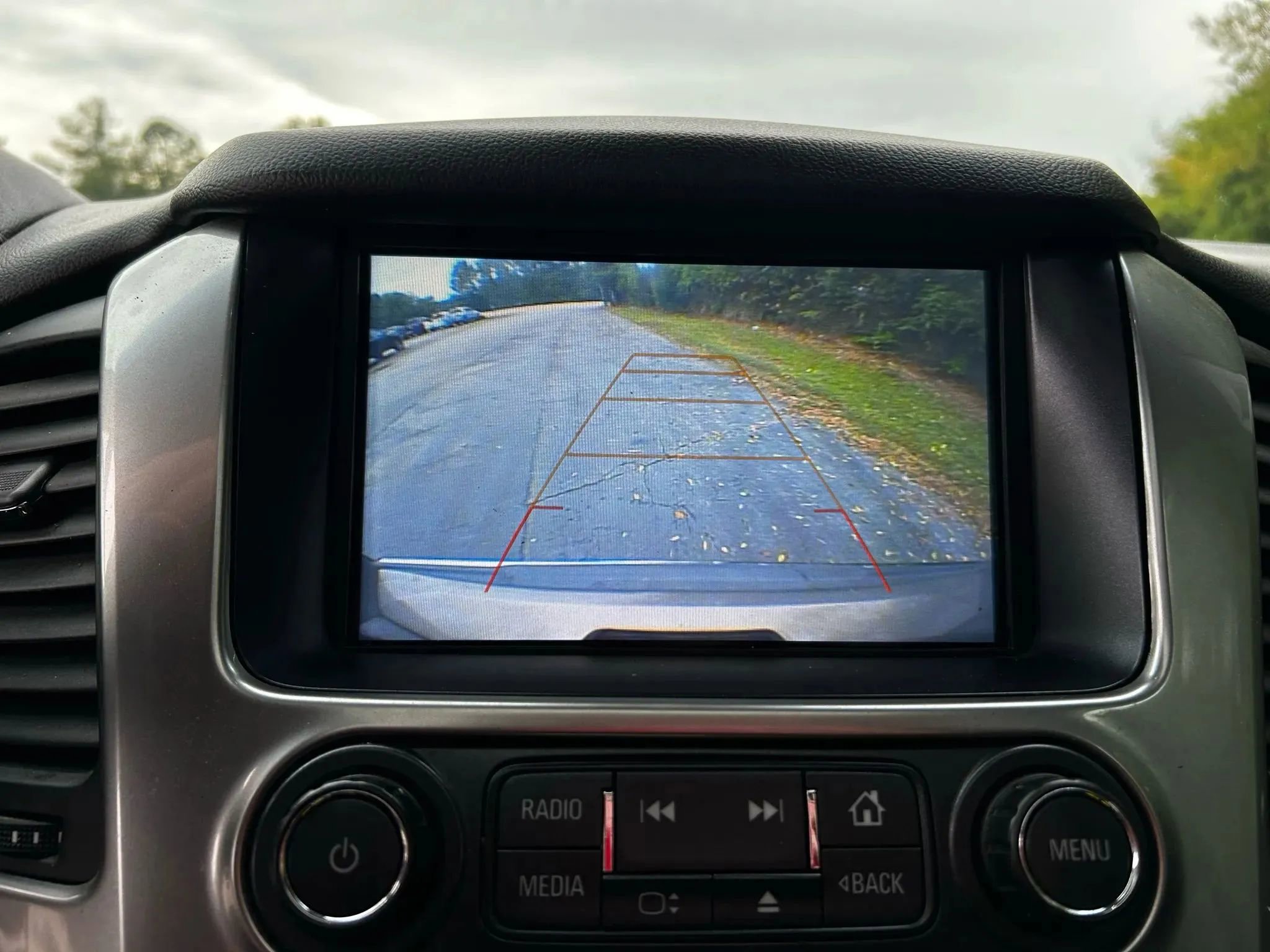 Used 2018 Chevrolet Suburban Premier image 23