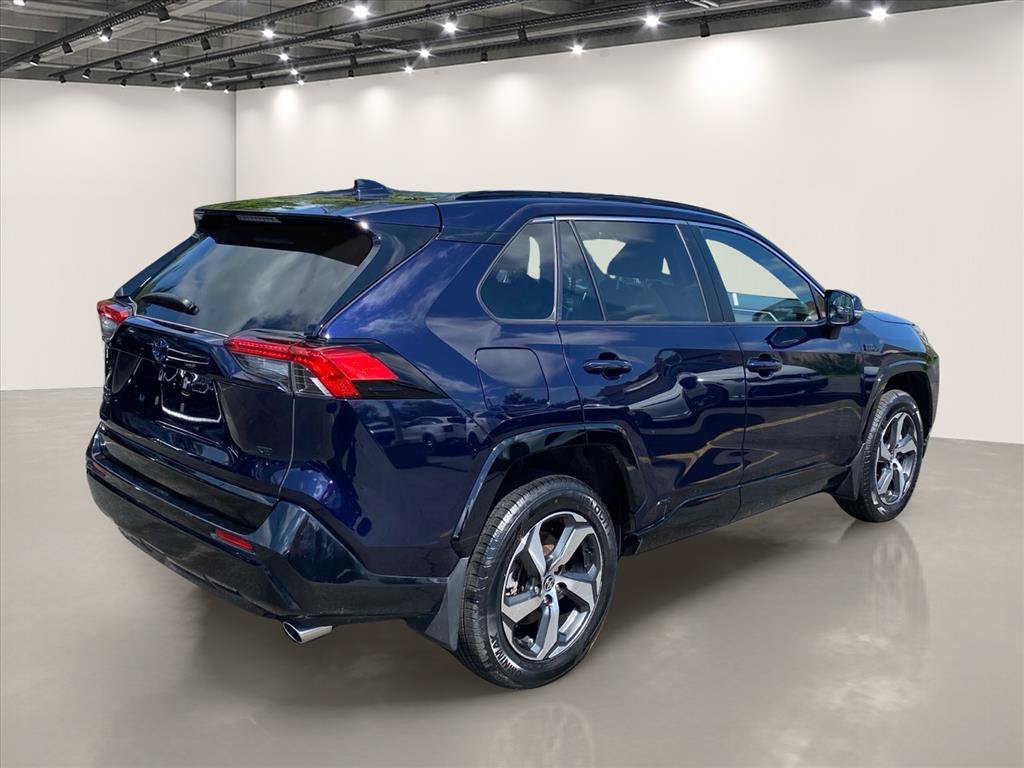 Used 2024 Toyota RAV4 SE w/ Weather & Moonroof Package AWD/4WD image 7