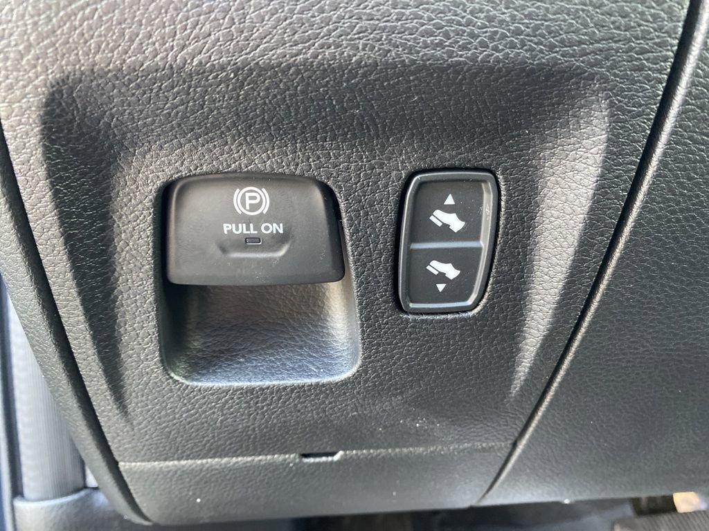 New 2026 RAM 1500 Laramie w/ Night Edition image 28