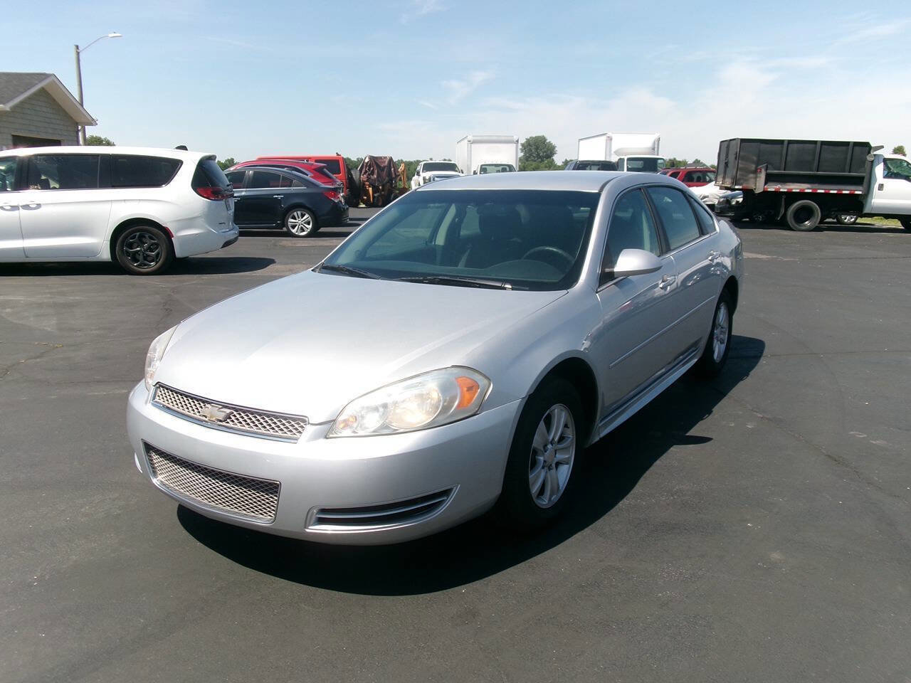 Used 2014 Chevrolet Impala Limited LS FWD image 2