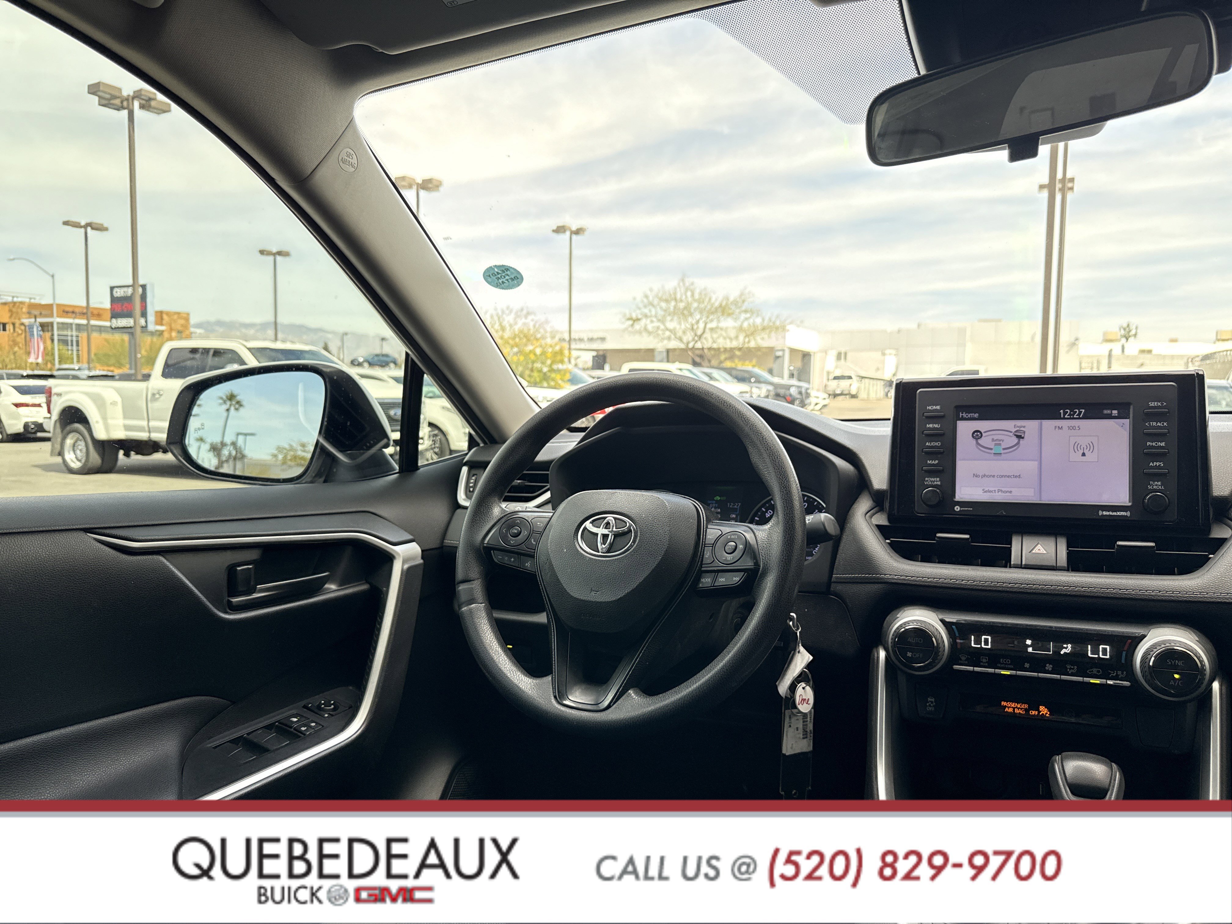 Used 2020 Toyota RAV4 LE image 18