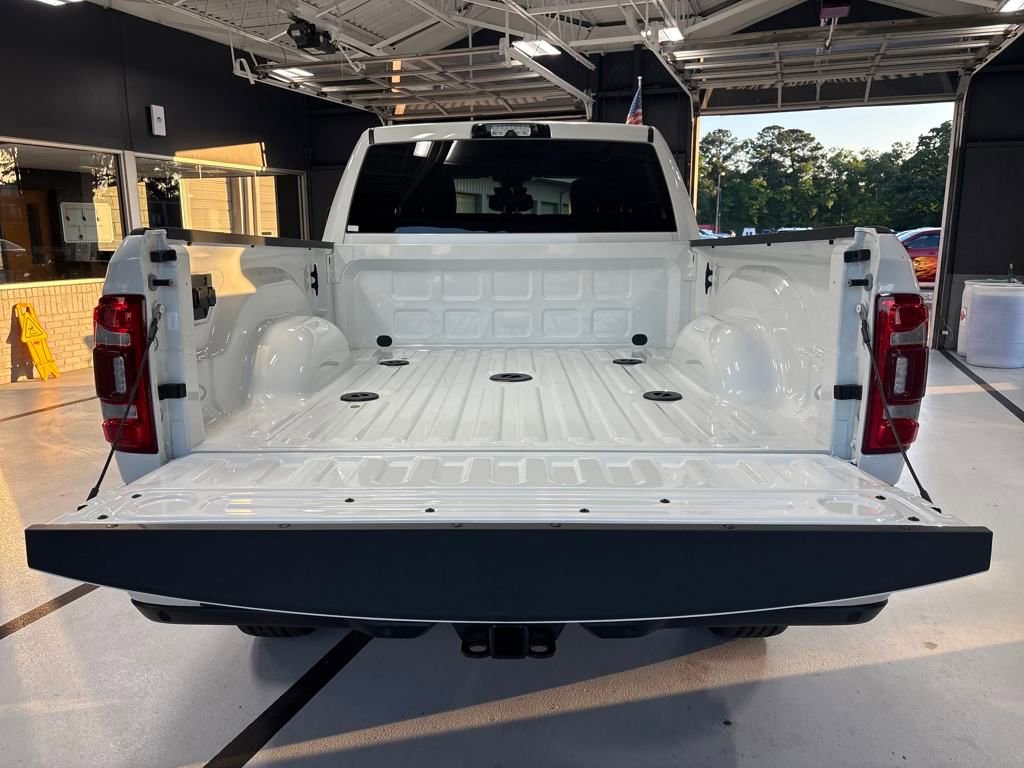 New 2024 RAM 3500 Tradesman w/ Towing Technology Group image 11