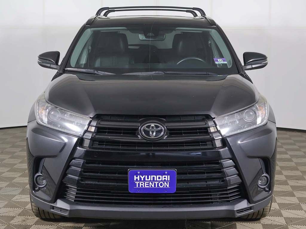 Used 2019 Toyota Highlander SE AWD/4WD image 13