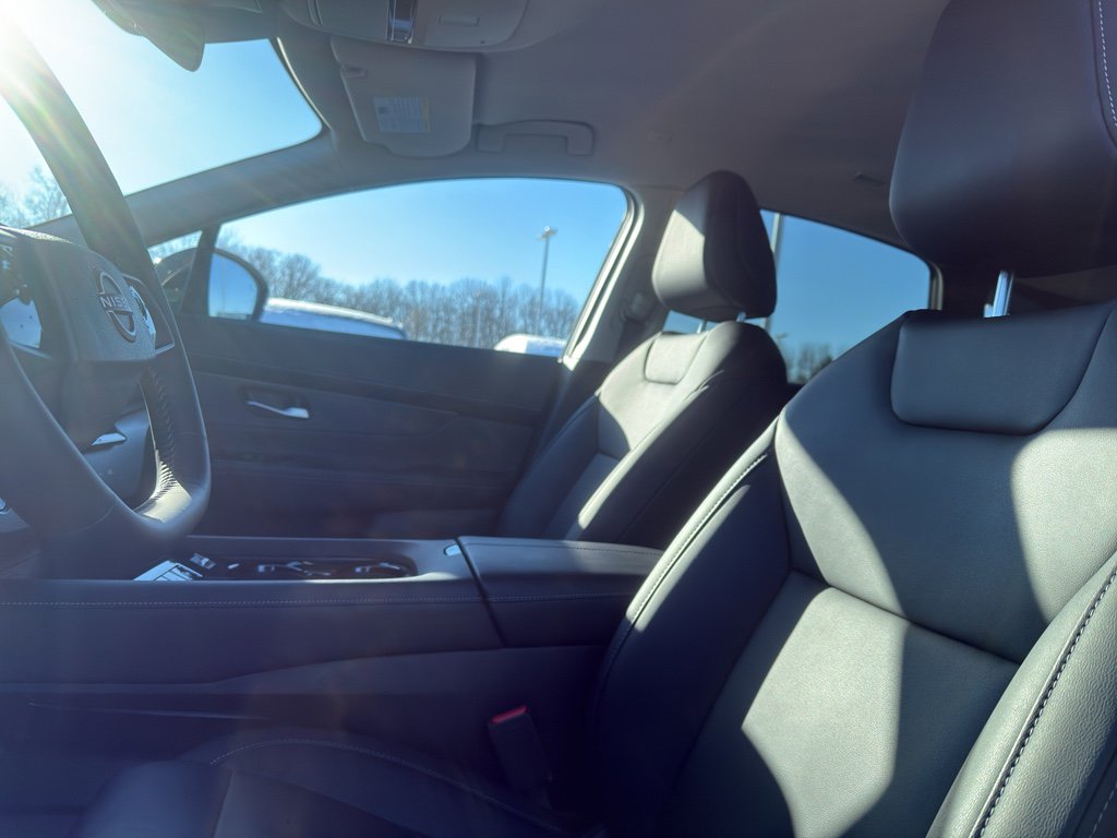 Used 2025 Nissan Murano SV image 27