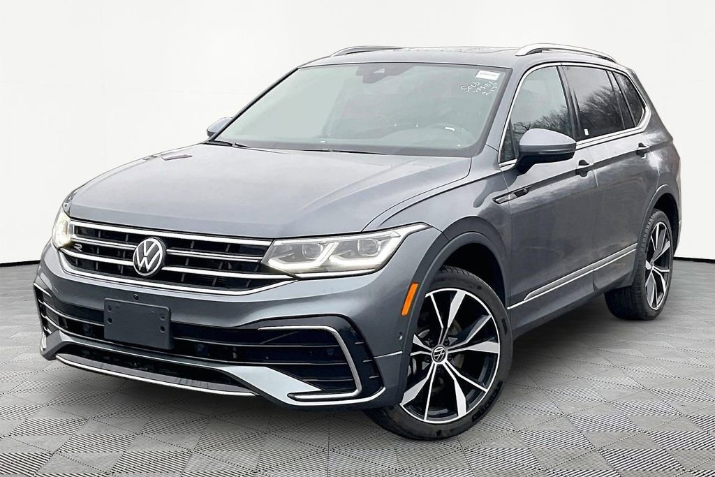 Used 2022 Volkswagen Tiguan SEL R-Line image 1