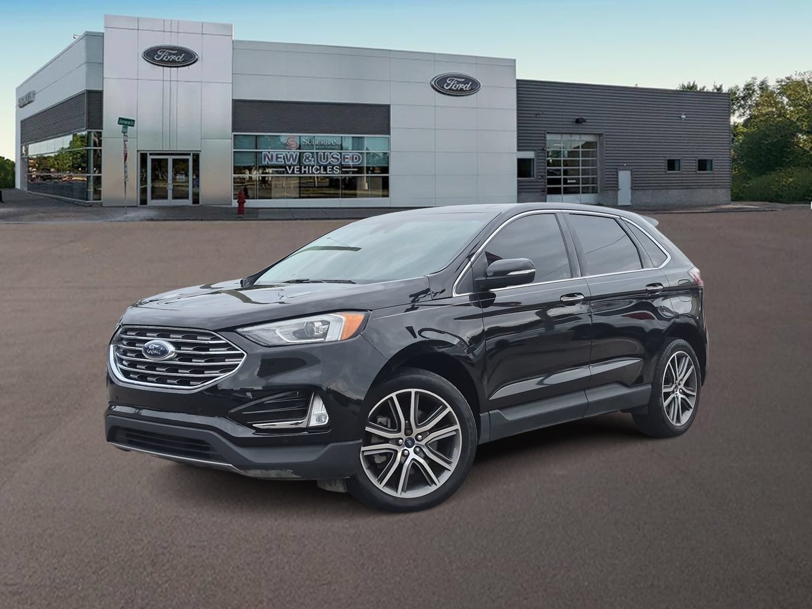 Used 2021 Ford Edge Titanium w/ Class II Trailer Tow Package AWD/4WD image 1