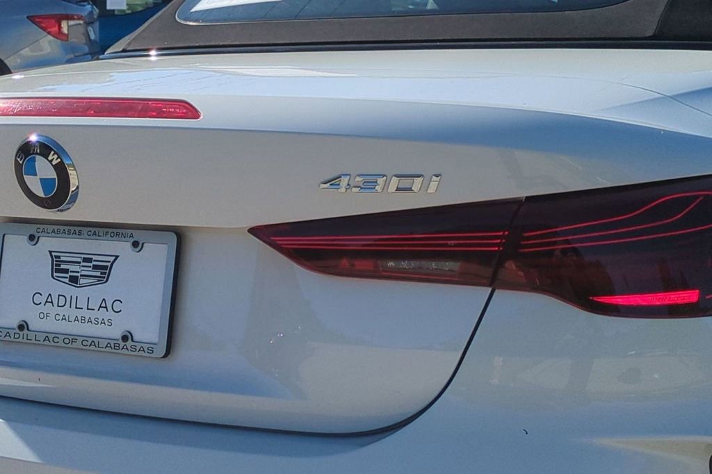 Used 2025 BMW 430i Convertible w/ M Sport Package image 22