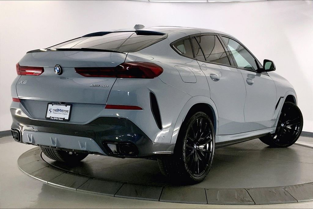 Certified 2026 BMW X6 xDrive40i w/ Climate Comfort Package image 12