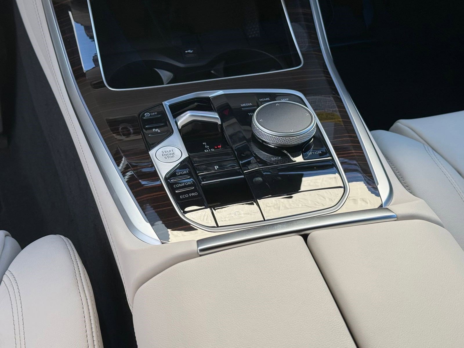 New 2026 BMW X5 sDrive40i w/ M Sport Package image 17