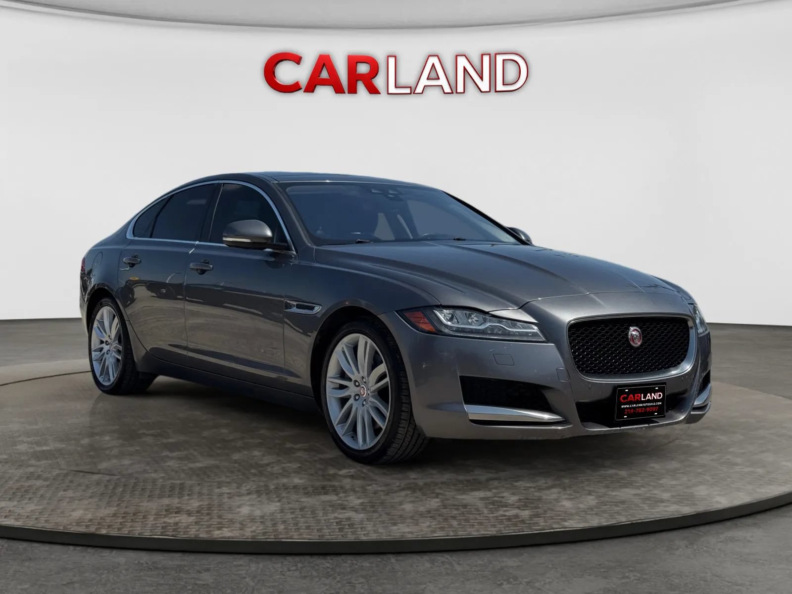 Used 2017 Jaguar XF Prestige AWD/4WD image 8