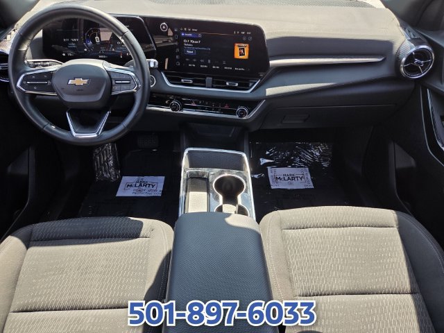 Used 2025 Chevrolet Equinox LT FWD image 12