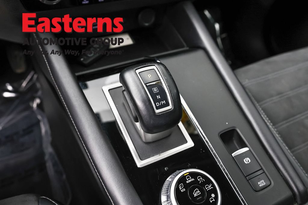 Used 2024 Mitsubishi Outlander SE FWD image 13