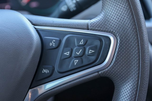 Used 2022 Chevrolet Malibu LT image 24