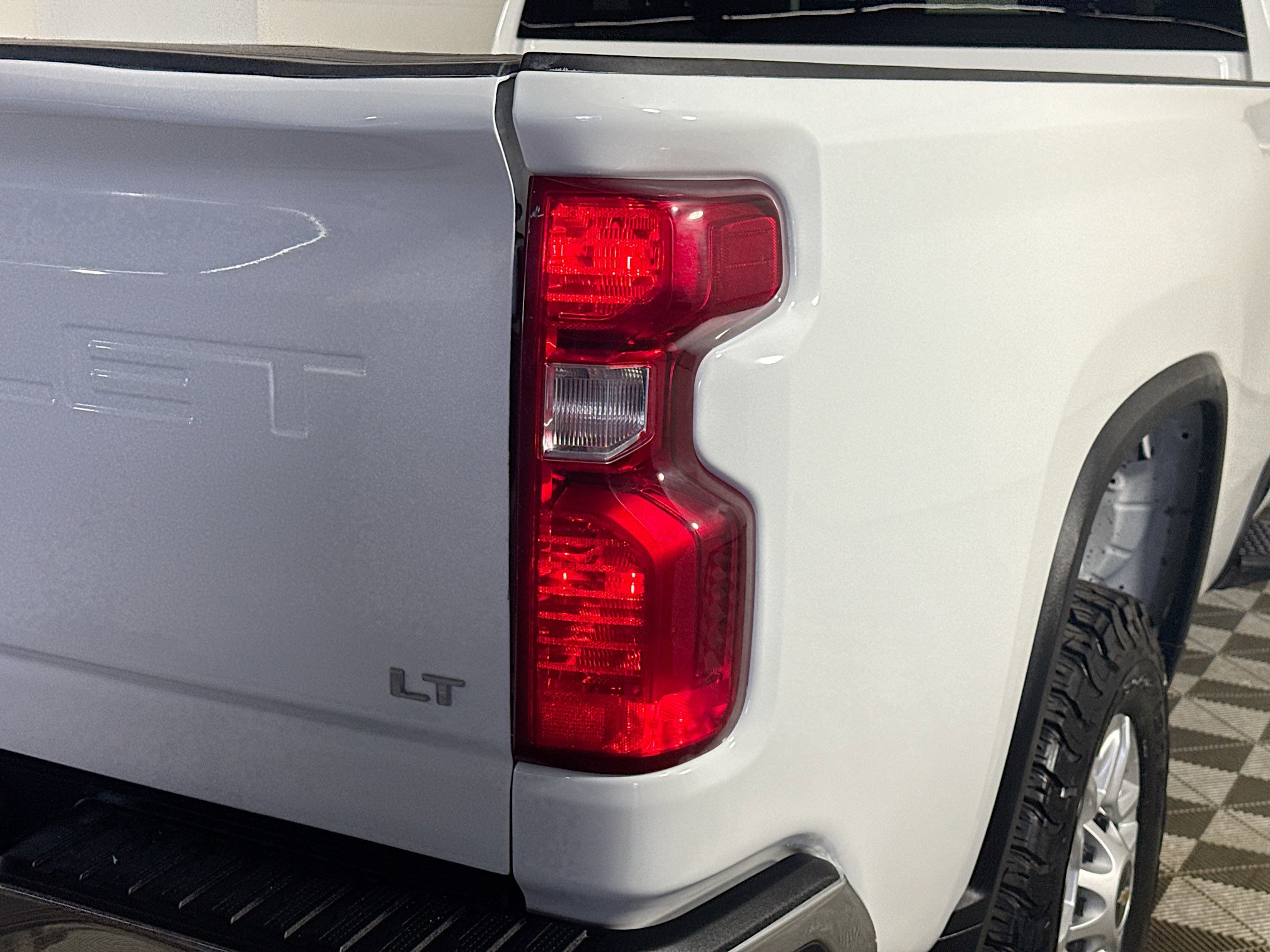 Used 2022 Chevrolet Silverado 2500 LT image 33