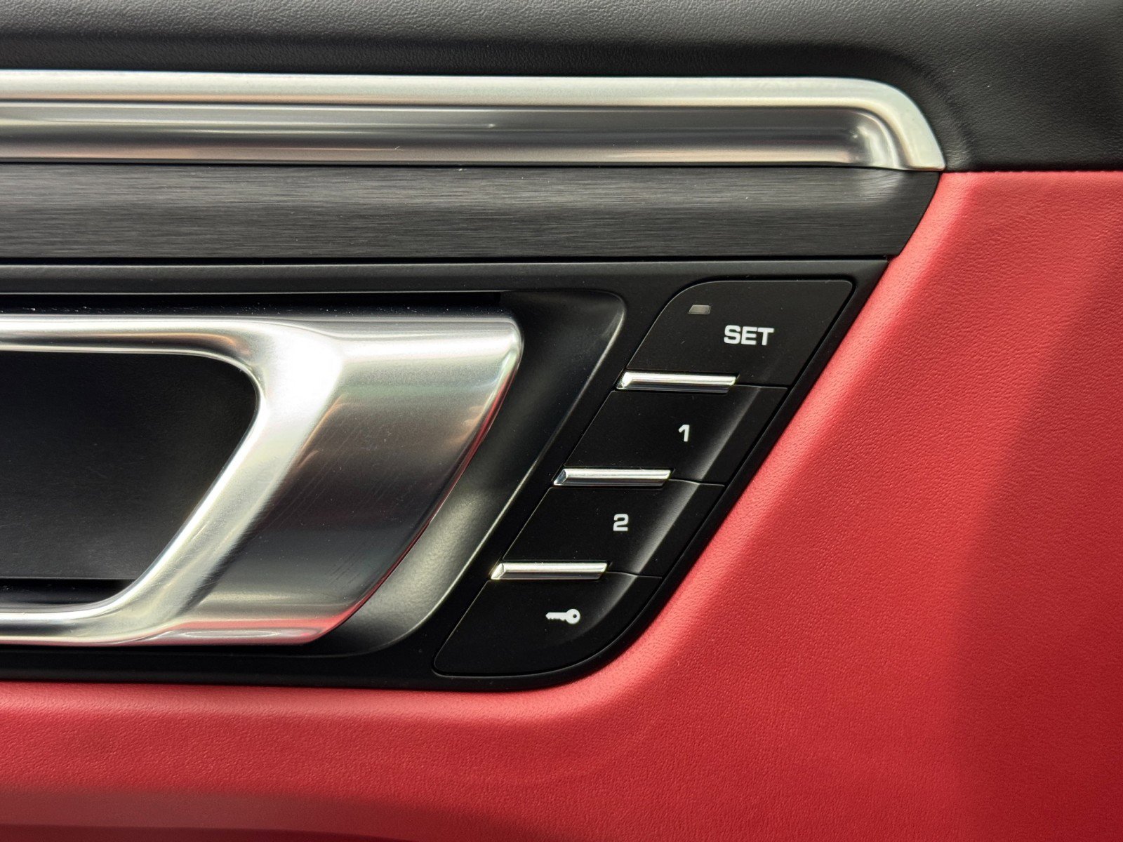 Used 2020 Porsche Macan GTS image 17