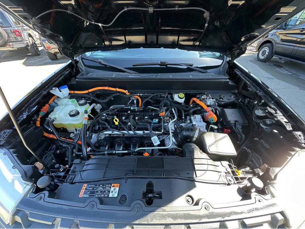 Used 2022 Ford Maverick XL image 39