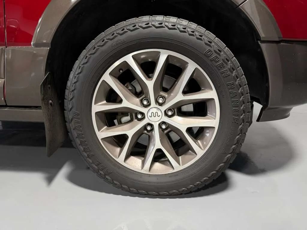 Used 2016 Ford Expedition EL King Ranch AWD/4WD image 9