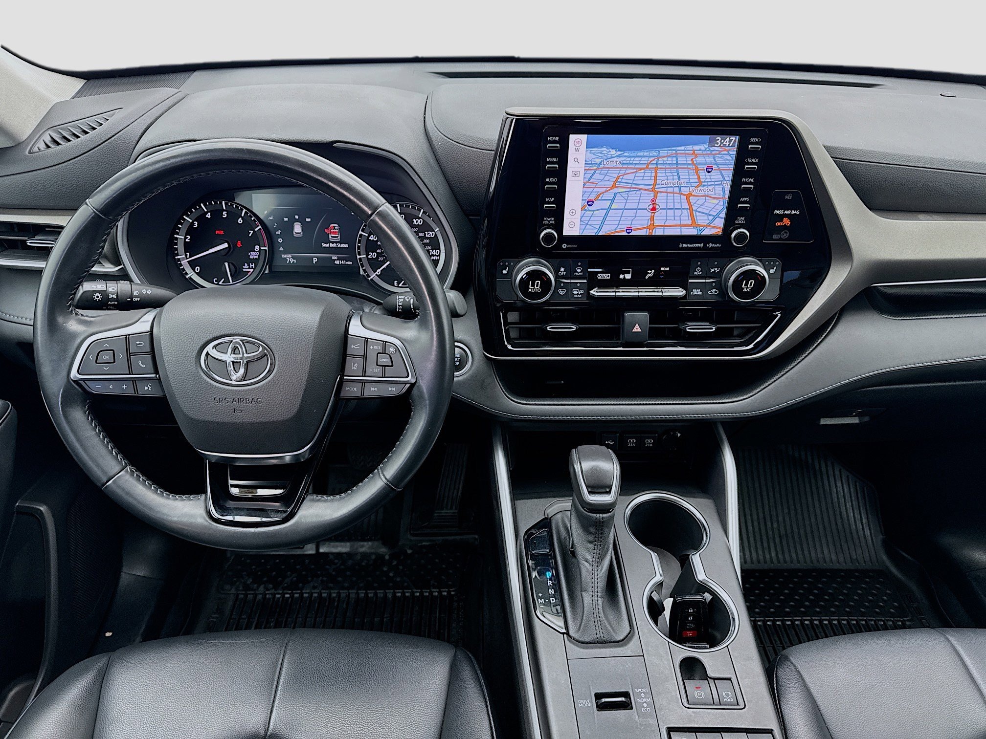 Used 2021 Toyota Highlander XLE image 15