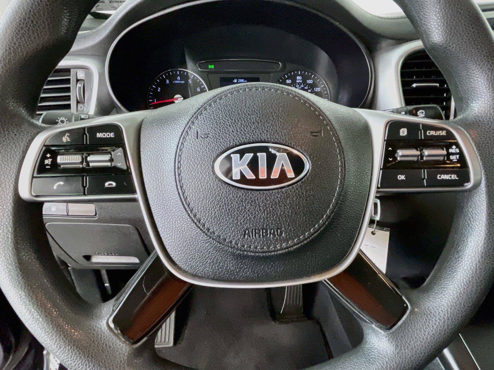 Used 2019 Kia Sorento L FWD image 15