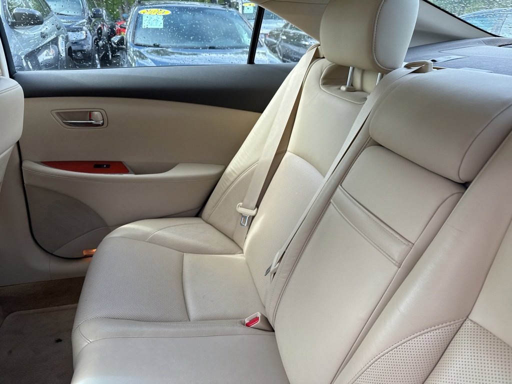 Used 2011 Lexus ES 350 image 21