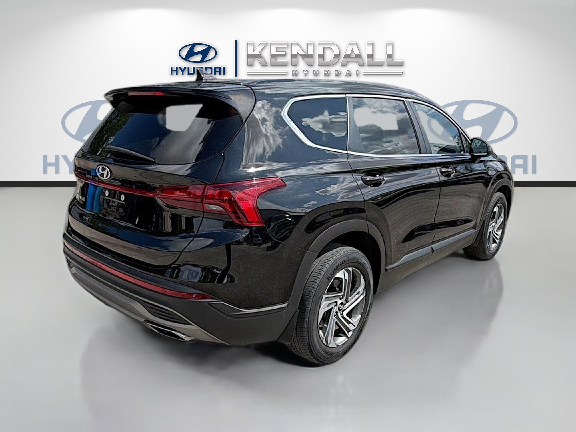 Used 2023 Hyundai Santa Fe SE FWD image 6
