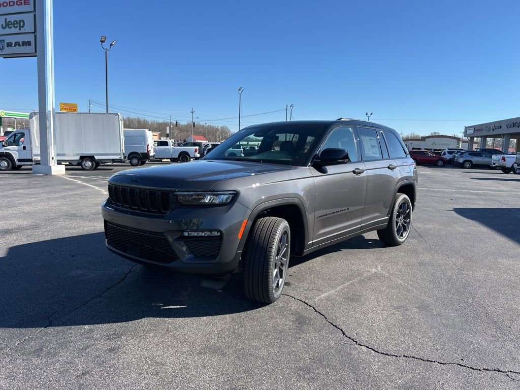 New 2025 Jeep Grand Cherokee Limited image 8
