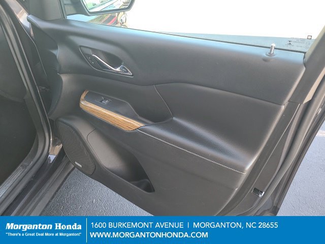 Used 2017 GMC Acadia Denali w/ Technology Package FWD image 28