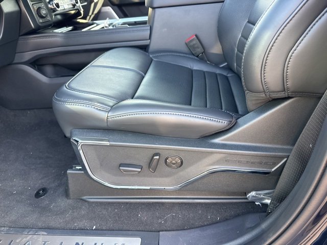 New 2025 Ford F350 Platinum w/ FX4 Off-Road Package image 10