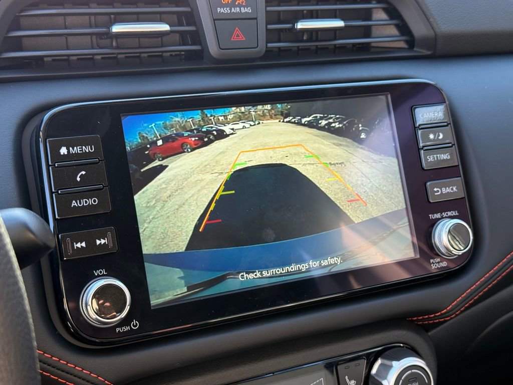 New 2025 Nissan Versa SR w/ Trunk Package image 10