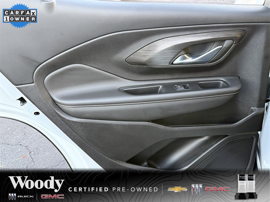 Certified 2023 GMC Terrain SLE w/ Driver Convenience Package image 30
