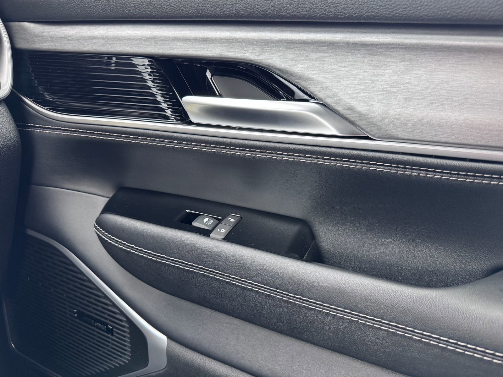 New 2025 Jeep Wagoneer Series II image 22