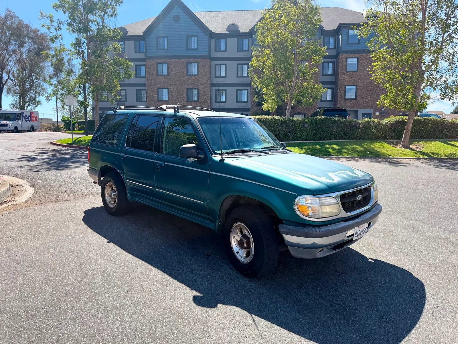 Used 1998 Ford Explorer 4WD 4-Door image 10