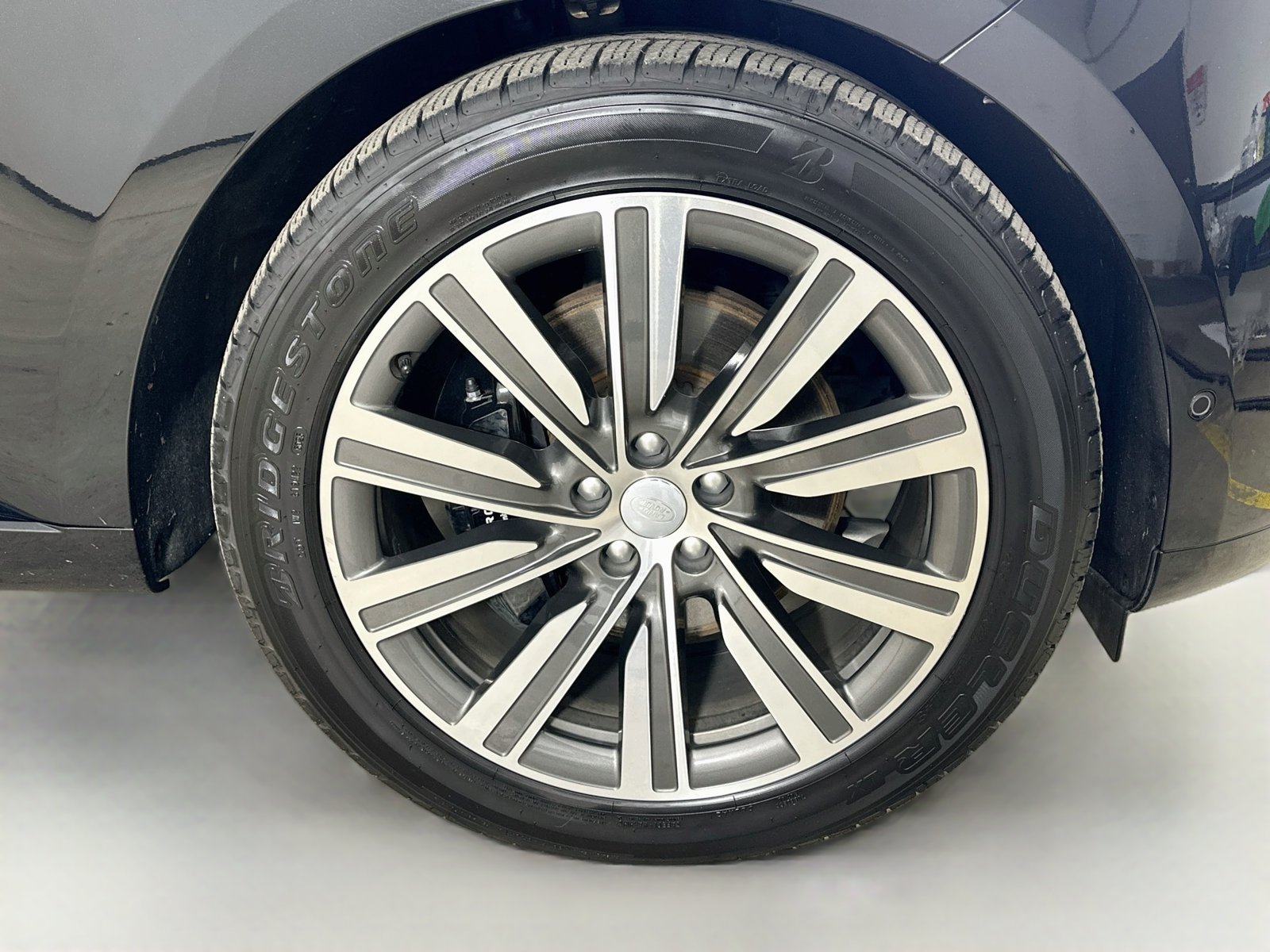 Used 2023 Land Rover Range Rover SE AWD/4WD image 10