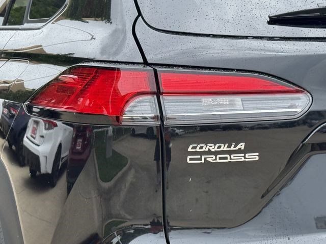 New 2026 Toyota Corolla Cross XLE w/ Convenience Package FWD image 6