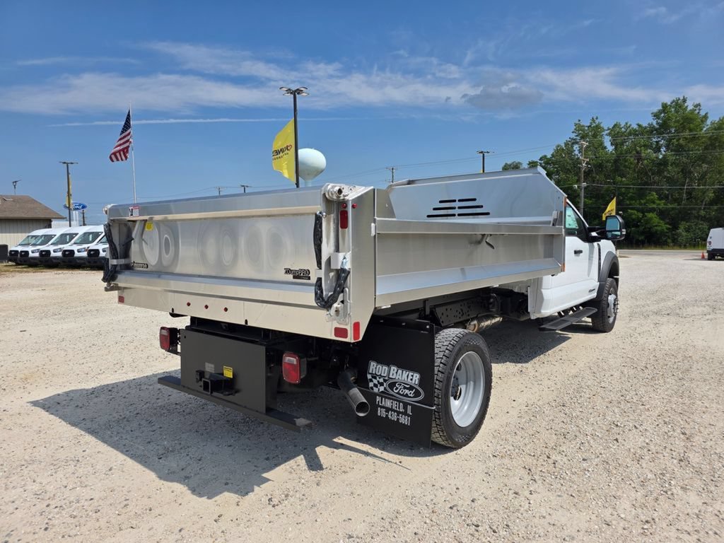New 2026 Ford F550 4x4 Supercab Super Duty image 16