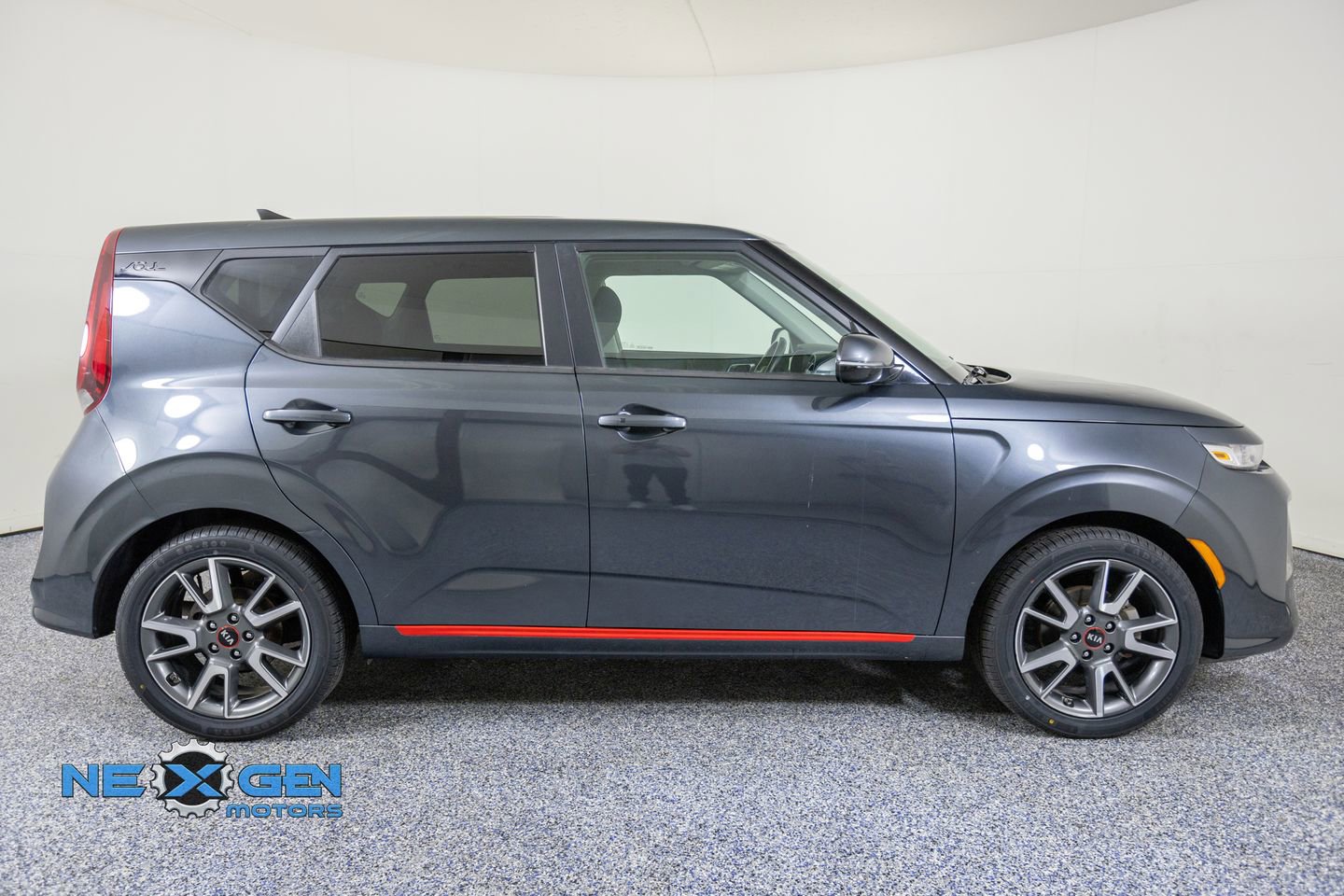 Used 2020 Kia Soul GT-Line w/ GT 2.0L Power Sunroof Package FWD image 8