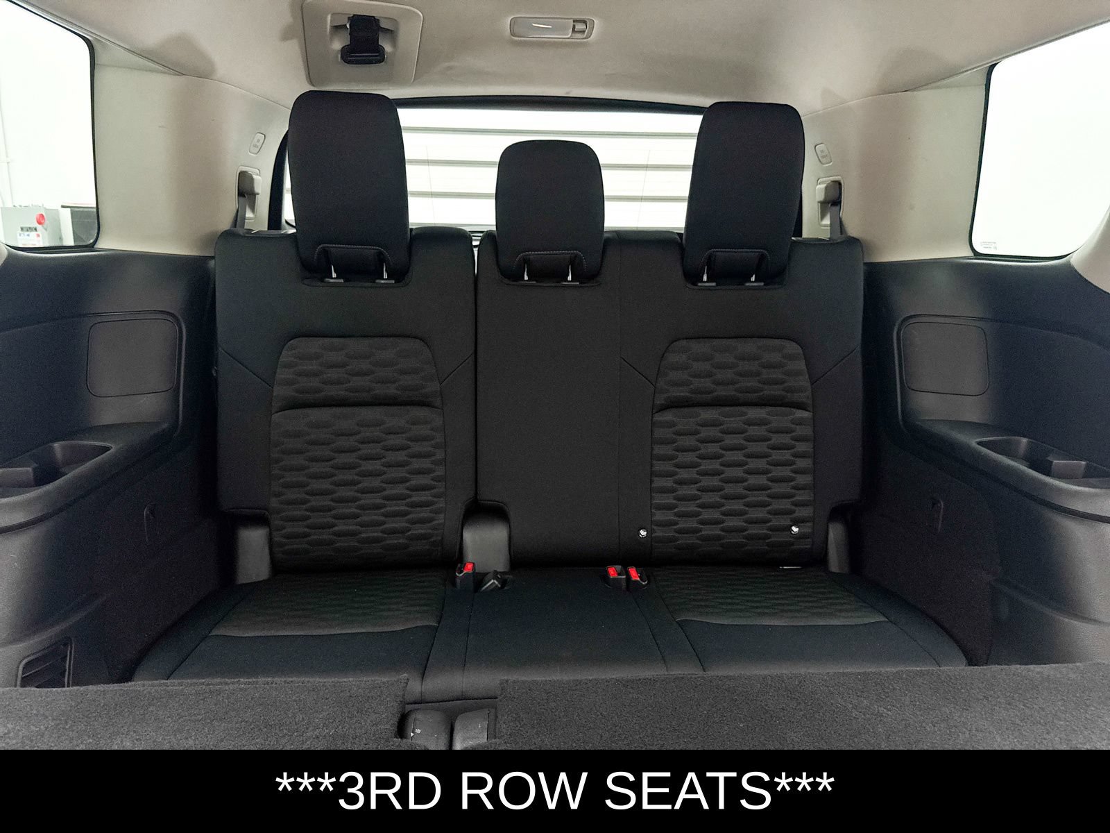 Used 2024 Nissan Pathfinder S FWD image 10