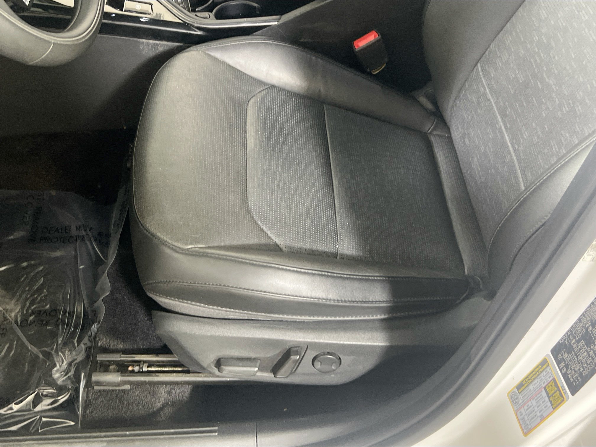 Used 2023 Kia Niro SX Touring FWD image 19