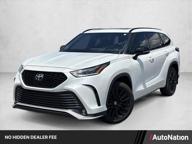 Used 2023 Toyota Highlander XSE