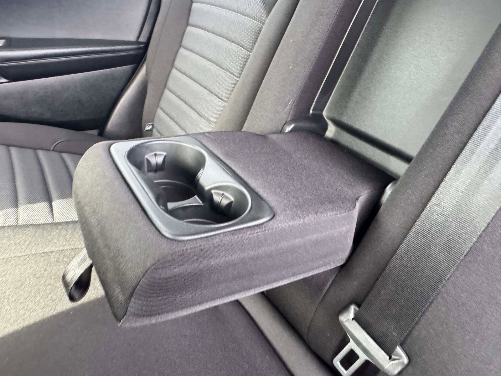 Certified 2024 Ford Edge SE image 21