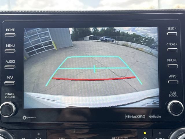 Used 2021 Toyota Highlander XSE FWD image 9