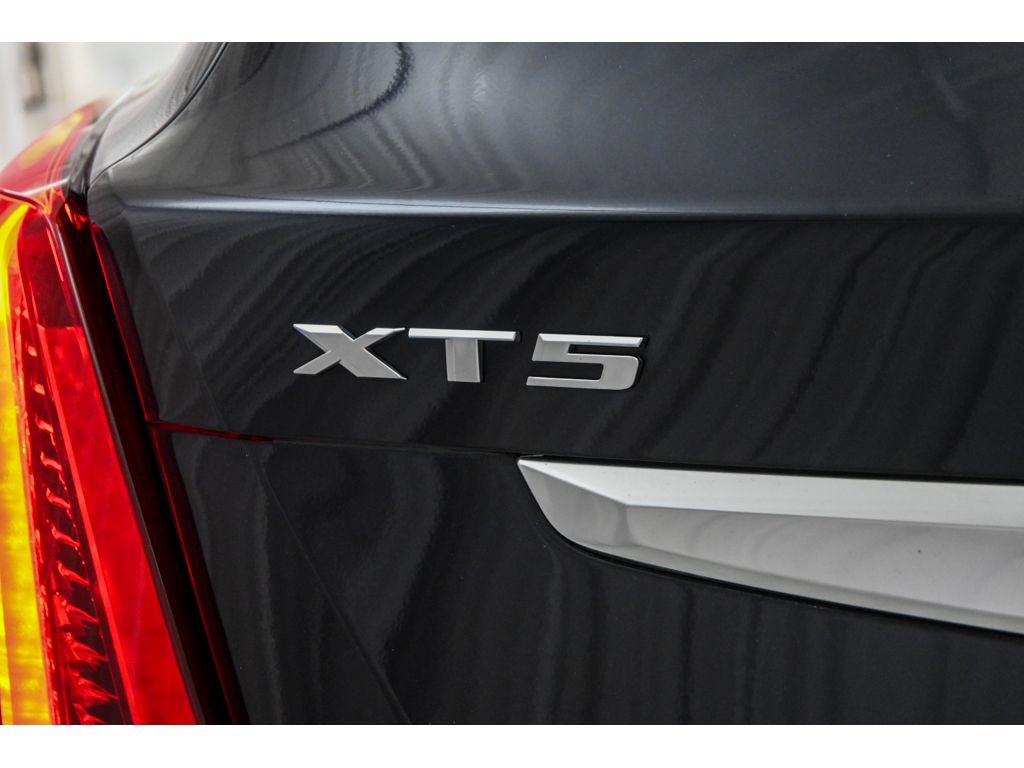 Certified 2022 Cadillac XT5 Premium Luxury FWD image 63