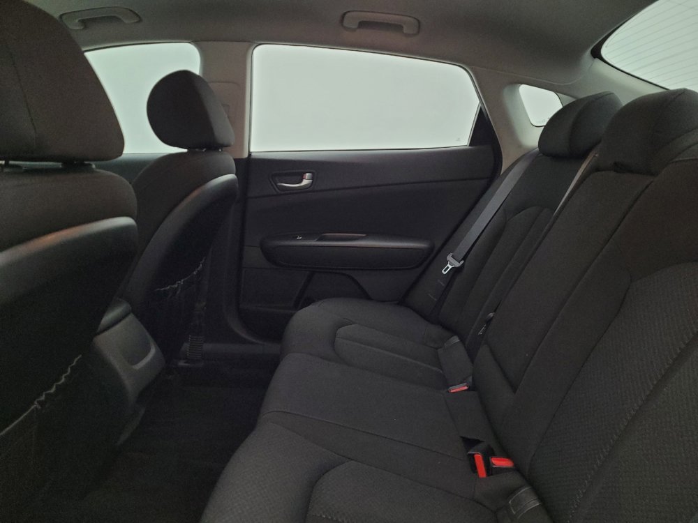 Used 2018 Kia Optima LX image 18
