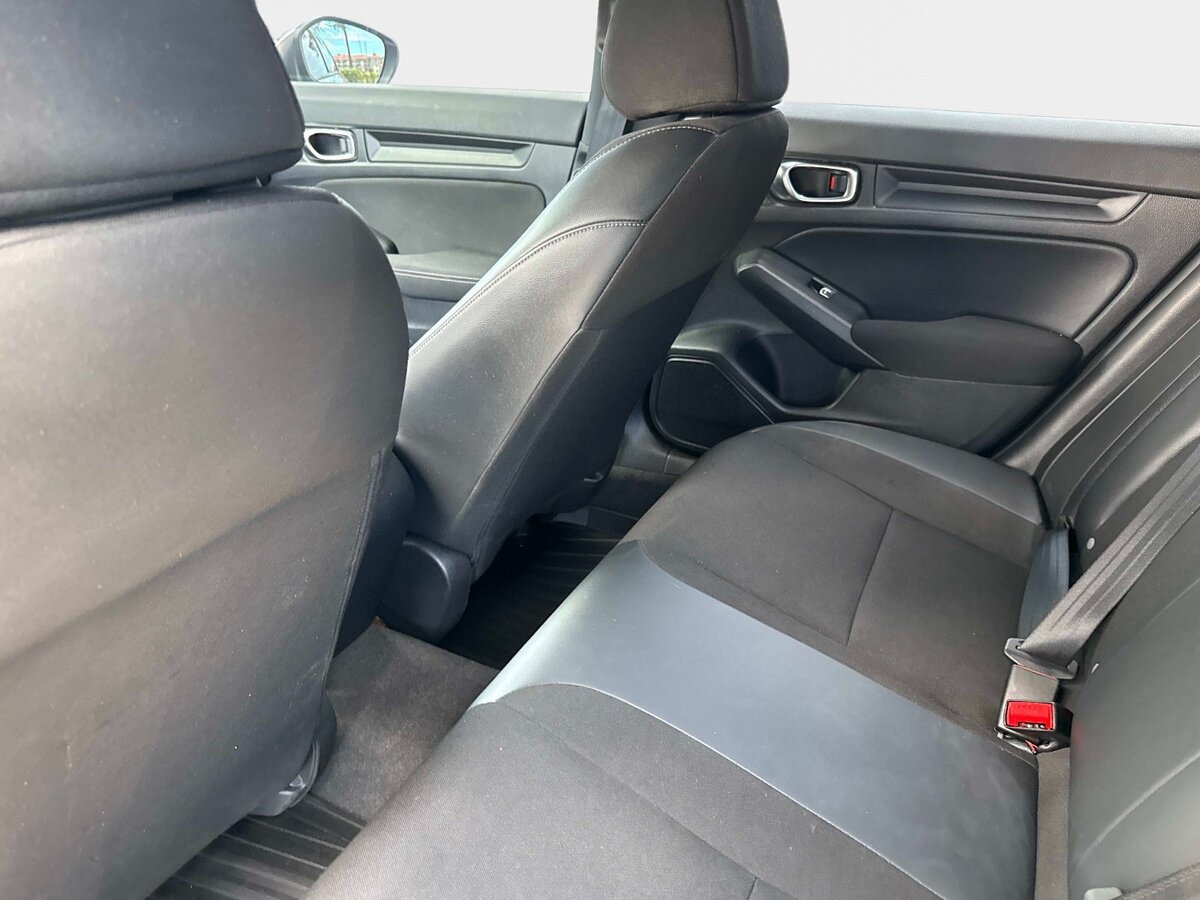 Used 2022 Honda Civic Sport image 13