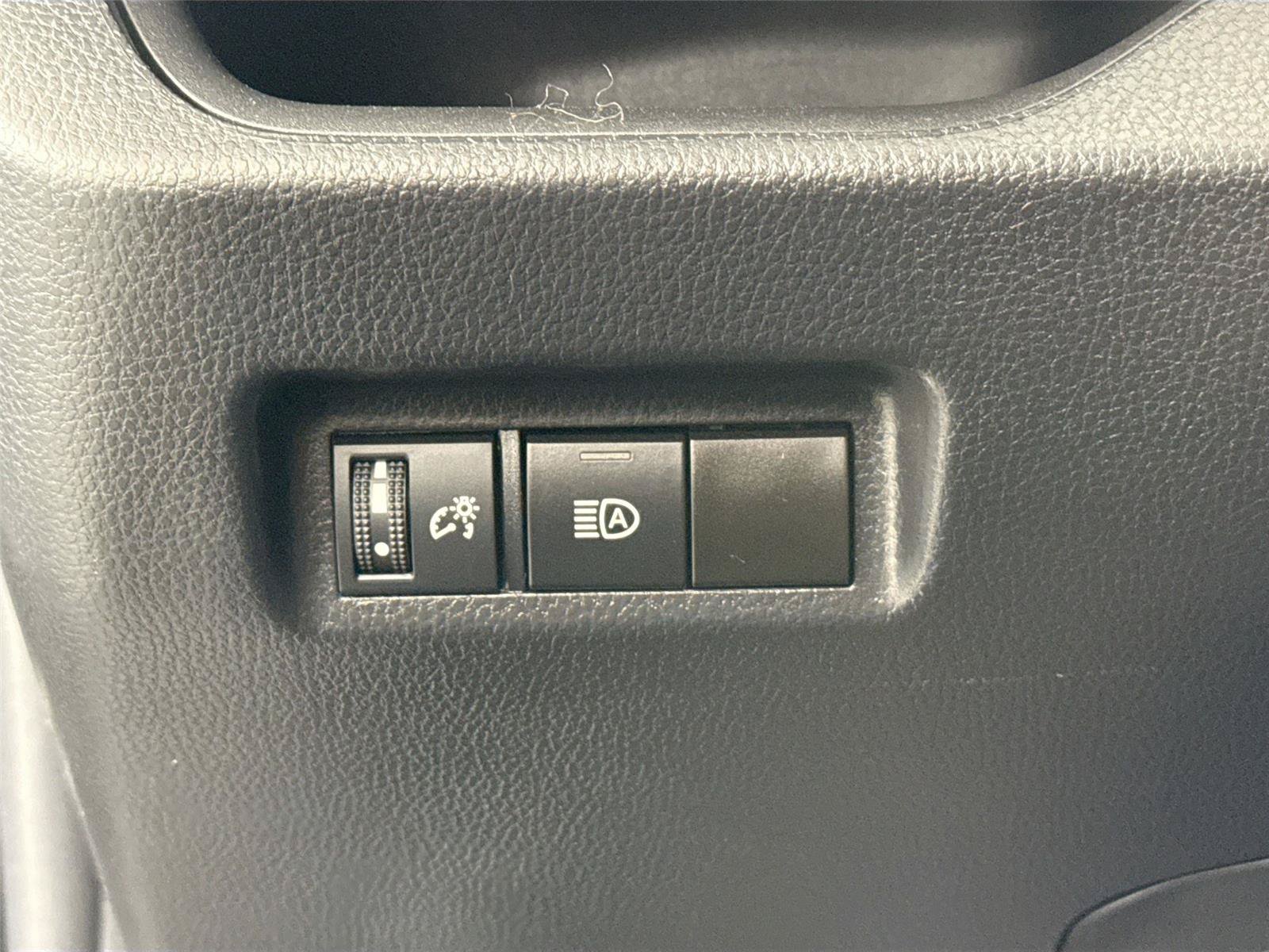 Certified 2023 Toyota RAV4 LE FWD image 14