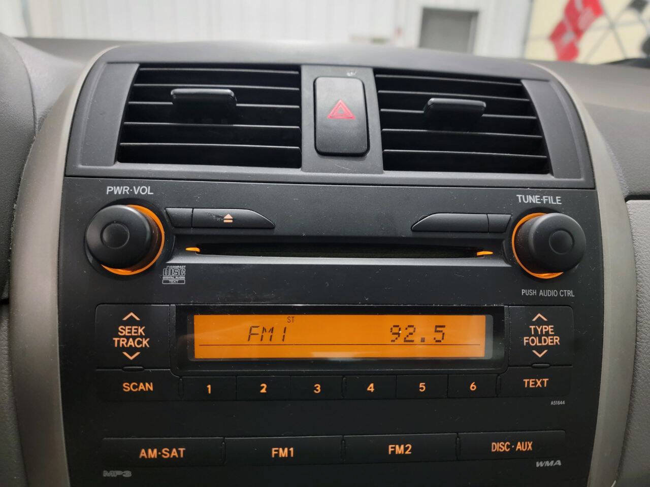 Used 2009 Toyota Corolla FWD image 25