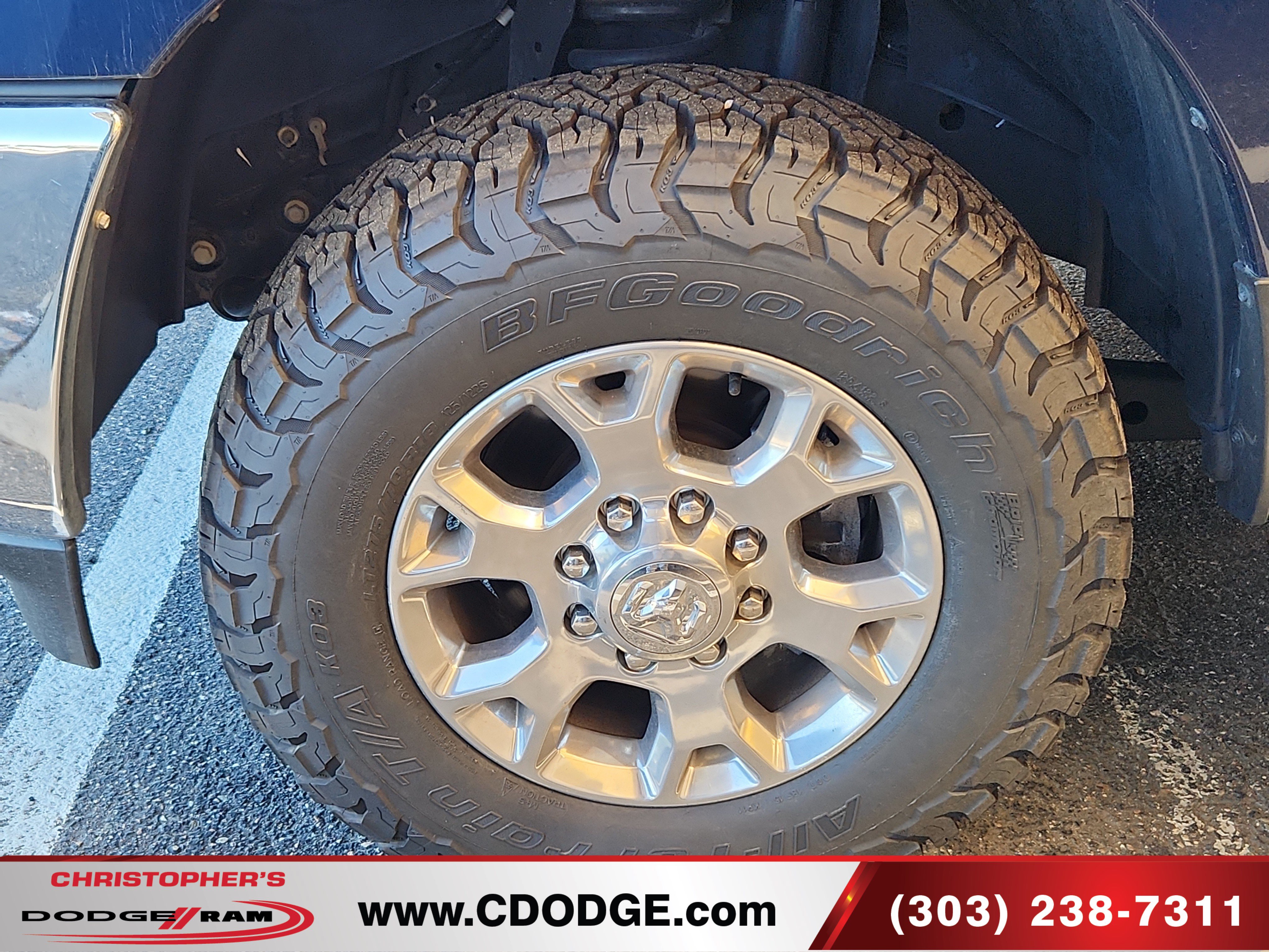 Used 2024 RAM 2500 Laramie w/ Safety Group AWD/4WD image 4